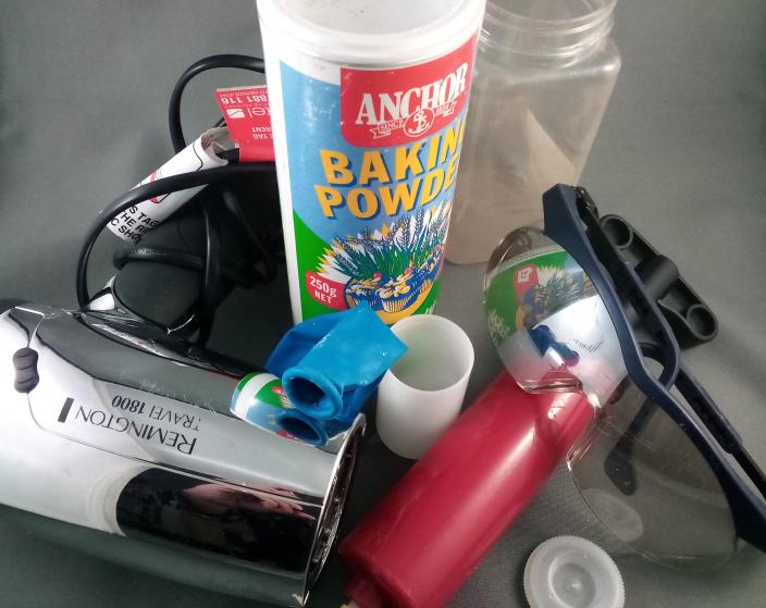 hairdryer hand pump balloon and bicarbonate soda